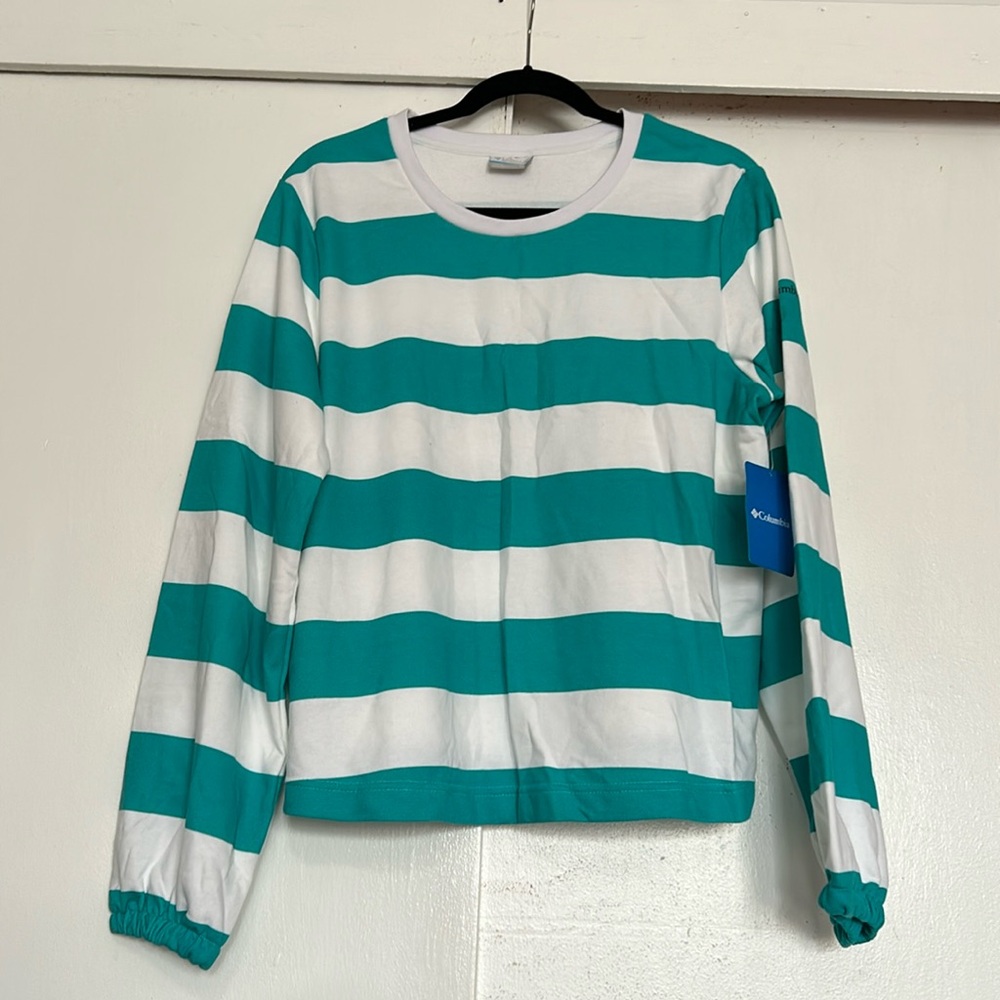 Columbia stripe   Sweatshirt size large nwt